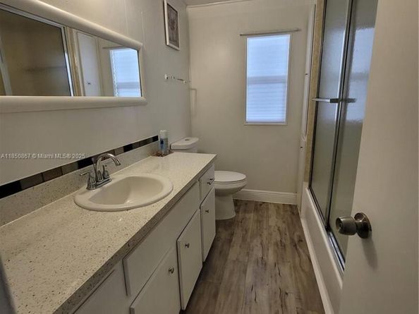 371 NW 135th Way, Plantation FL 33325