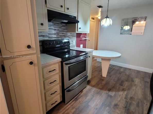 371 NW 135th Way, Plantation FL 33325