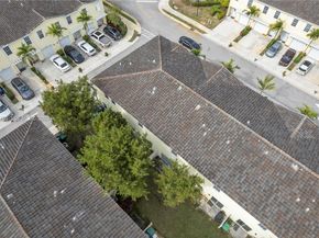 4040 NW 11th St, Lauderhill FL 33313