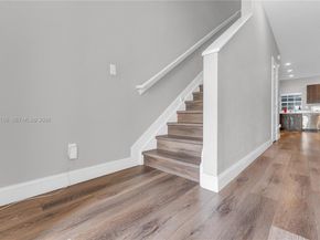 4040 NW 11th St, Lauderhill FL 33313