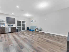 4040 NW 11th St, Lauderhill FL 33313