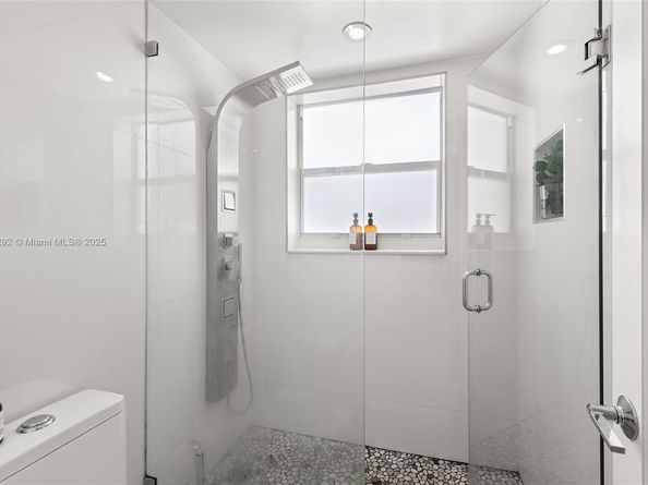 1519 Drexel Ave 402, Miami Beach FL 33139