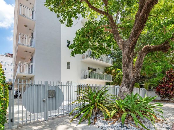 1519 Drexel Ave 402, Miami Beach FL 33139