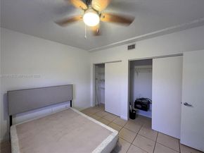 1185 Marseille Dr 309, Miami Beach FL 33141