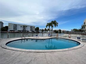 1185 Marseille Dr 309, Miami Beach FL 33141