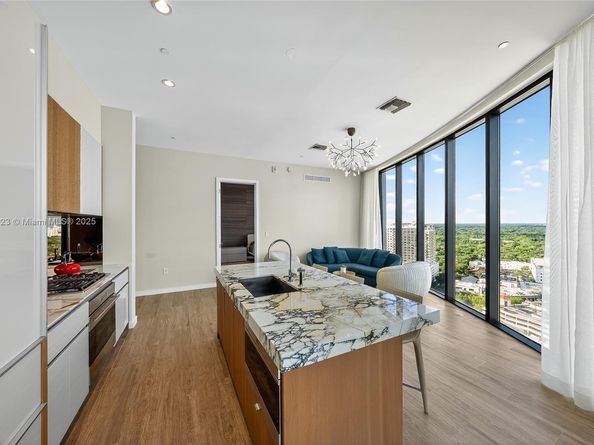 2831 S Bayshore Dr PH8, Miami FL 33133