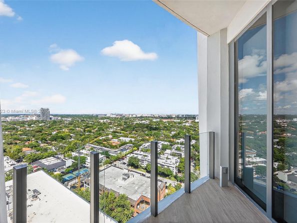 2831 S Bayshore Dr PH8, Miami FL 33133
