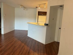 3320 N Pinewalk Dr N 1715, Margate FL 33063