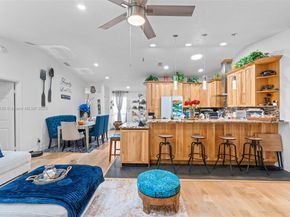2 Flint Way, Boynton Beach FL 33426