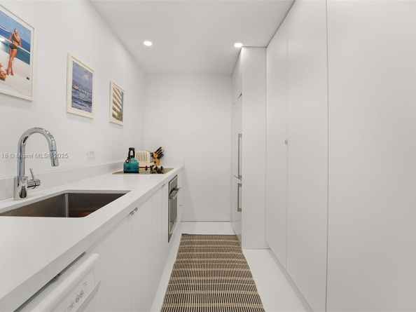 3 Island Ave 11G, Miami Beach FL 33139