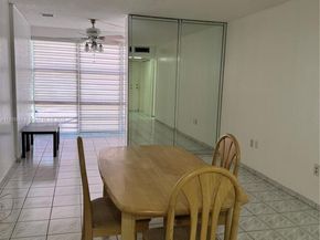 17620 Atlantic Blvd 105, Sunny Isles Beach FL 33160