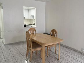 17620 Atlantic Blvd 105, Sunny Isles Beach FL 33160