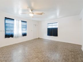 5737 Grant St, Hollywood FL 33021