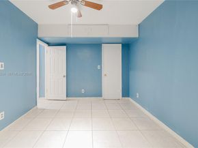 5737 Grant St, Hollywood FL 33021