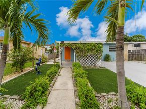 5737 Grant St, Hollywood FL 33021