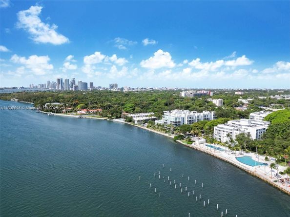 777 NE 62nd St C415, Miami FL 33138