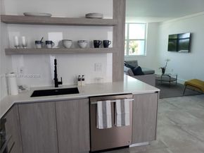 301 Ocean Dr 302, Miami Beach FL 33139