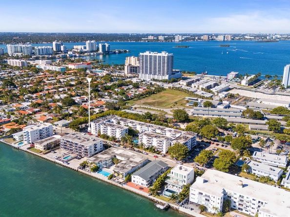 1801 S Treasure Dr 217, North Bay Village FL 33141