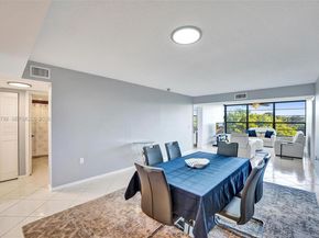 1514 Whitehall Dr 405, Davie FL 33324