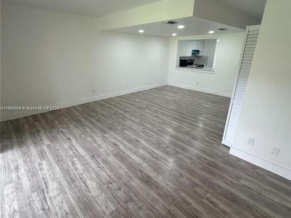 4632 NW 90th Ave, Sunrise FL 33351