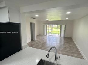 4632 NW 90th Ave, Sunrise FL 33351