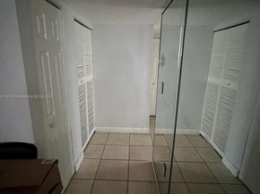 17890 W Dixie Hwy 421 Hwy 421, Miami FL 33160