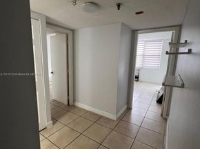 17890 W Dixie Hwy 421 Hwy 421, Miami FL 33160