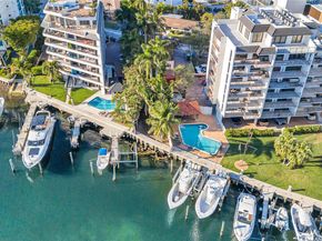 3535 W Glencoe St, Miami FL 33133