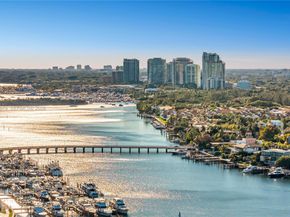 3535 W Glencoe St, Miami FL 33133