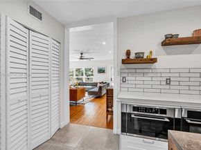 3535 W Glencoe St, Miami FL 33133