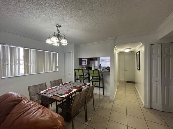 19805 SW 114th Ave 219, Miami FL 33157