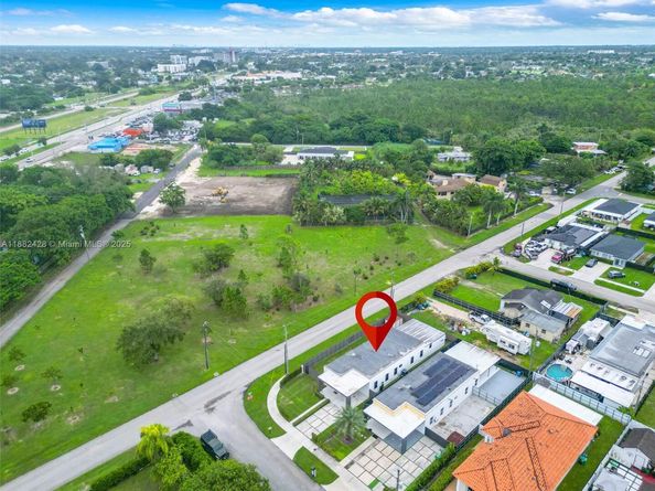 22801 SW 123rd Ave, Miami FL 33170