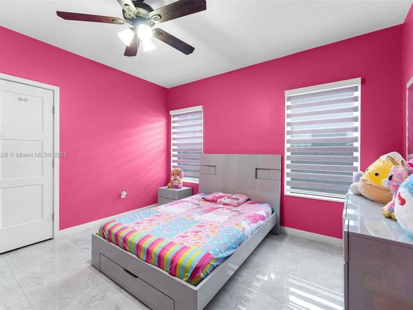 22801 SW 123rd Ave, Miami FL 33170