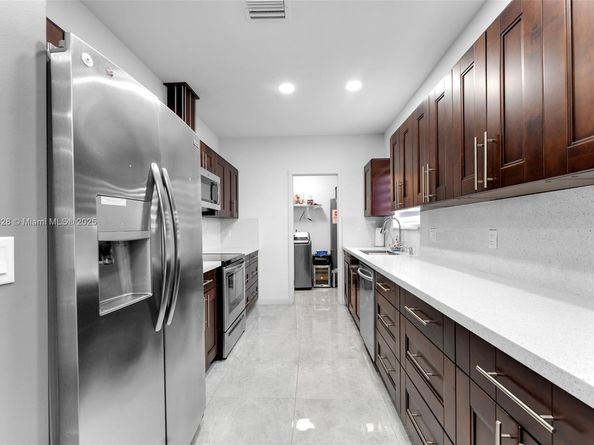 22801 SW 123rd Ave, Miami FL 33170