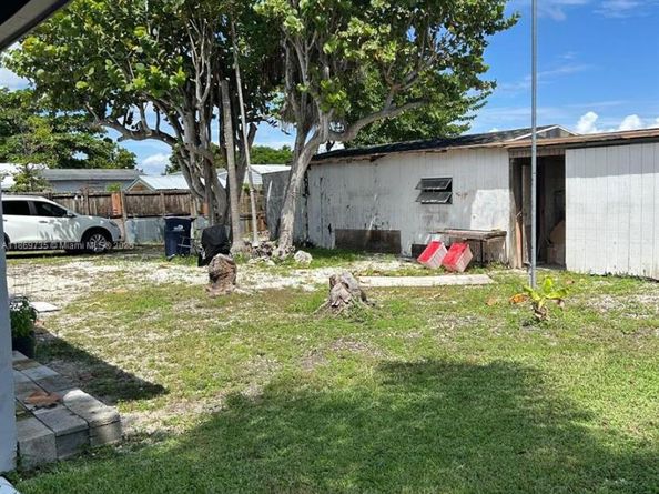 11431 SW 193rd Ter, Miami FL 33157