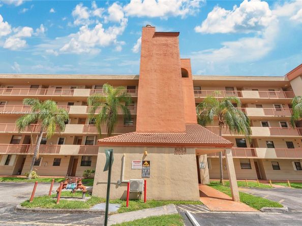 10227 NW 9th St Cir 3043, Miami FL 33172