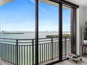 720 NE 69th St 11S, Miami FL 33138