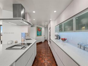 720 NE 69th St 11S, Miami FL 33138