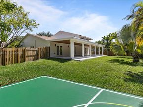 8500 SW 179th St, Palmetto Bay FL 33157
