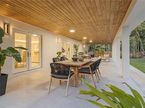 8500 SW 179th St, Palmetto Bay FL 33157