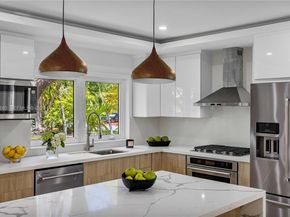 8500 SW 179th St, Palmetto Bay FL 33157