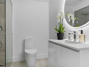 8500 SW 179th St, Palmetto Bay FL 33157