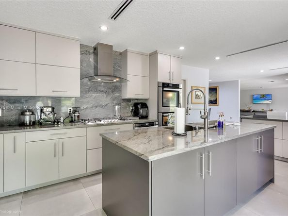 5681 Reynolds Rd, Wellington FL 33449