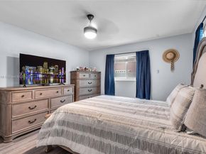 7642 Venetian St, Miramar FL 33023