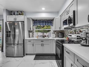 7642 Venetian St, Miramar FL 33023