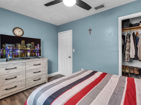 7642 Venetian St, Miramar FL 33023