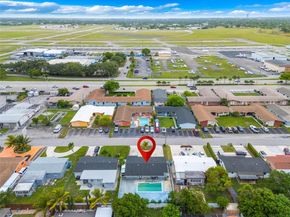 7642 Venetian St, Miramar FL 33023