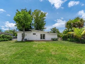 75 NW 125th St, North Miami FL 33168