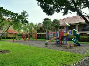 215 SW 117th Ter 14304, Pembroke Pines FL 33025