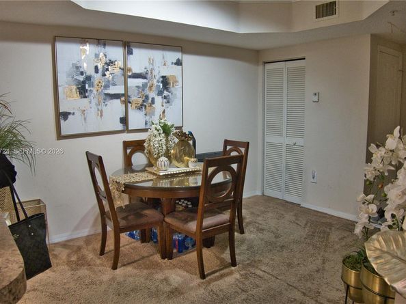 215 SW 117th Ter 14304, Pembroke Pines FL 33025